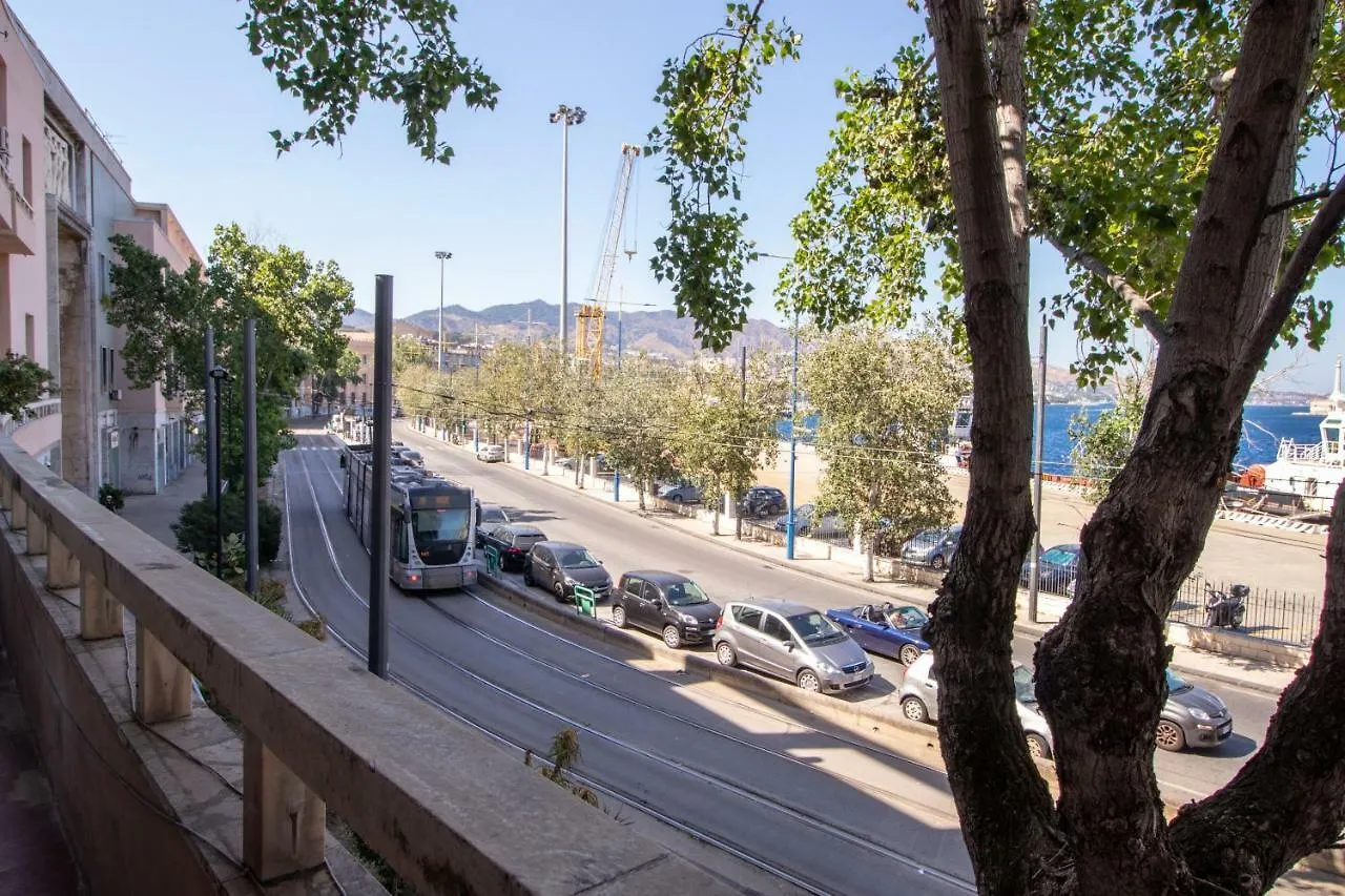 Teatro Sullo Stretto Apartment Messina